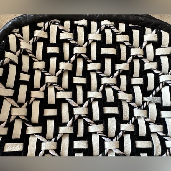 FREE PEOPLE MARBELLA CONVERTIBLE BELT BAG NWT - Picture 11 of 15